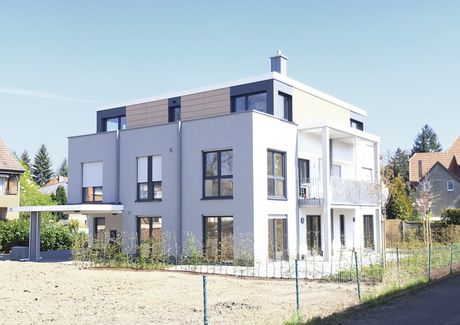 Neubau eines Wohnhauses mit zwei Carports in Soest Neubau eines Wohnhauses mit zwei Carports in Soest